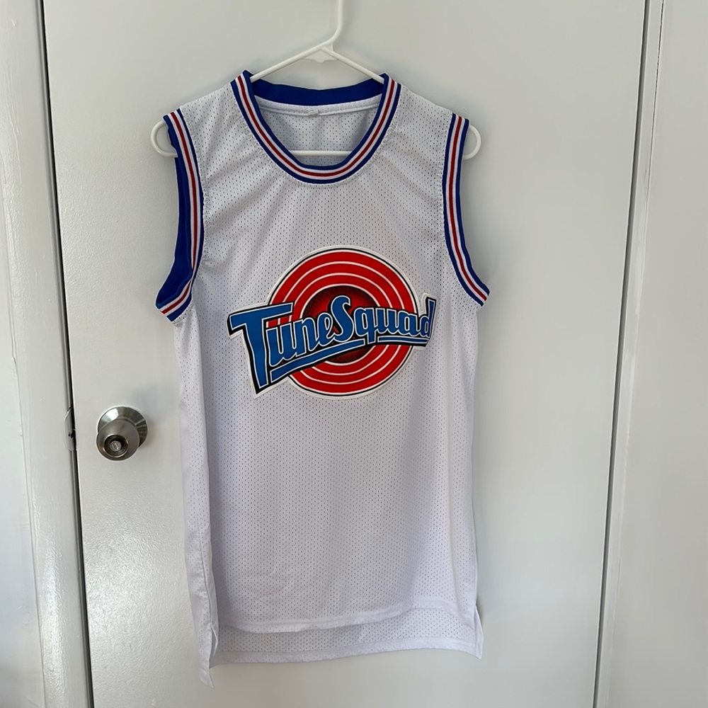 Bugs Bunny Jersey